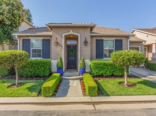 744 W Riviera Ln, Clovis, CA 93619