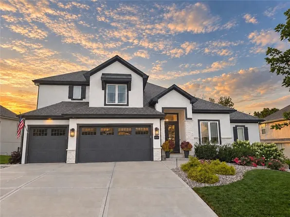 9280 Brownridge St, Lenexa, KS 66220