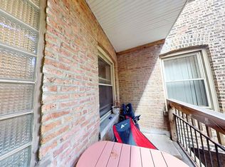 900 W Gunnison St #103, Chicago, IL 60640