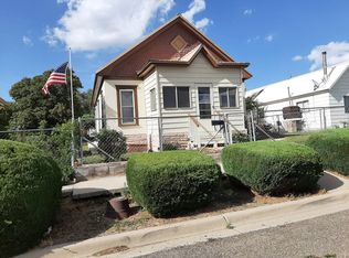 316 Uracca Ave, Raton, NM 87740