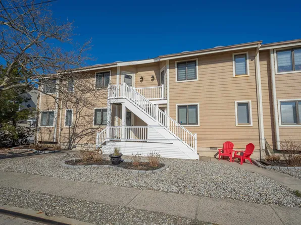 173 33rd St APT 3, Avalon, NJ 08202