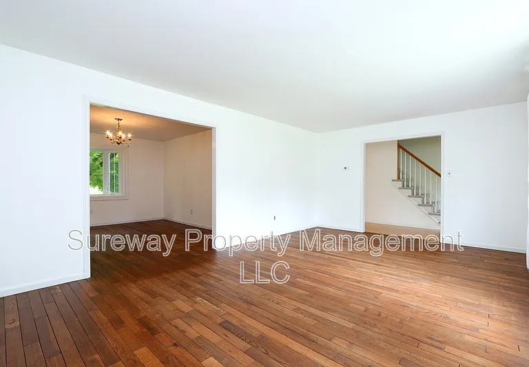 276 Highland Ave — Photo 4