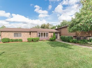 425 N Rohlwing Rd, Addison, IL 60101