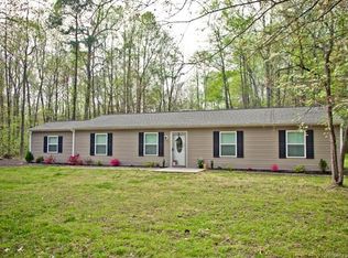 6571 Lake View Dr, Gloucester, VA 23061