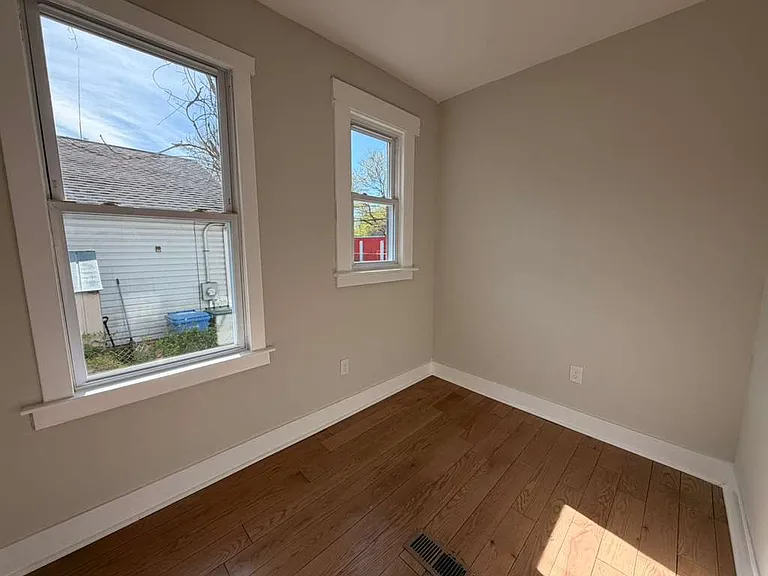 207 Goodrich St #1 — Photo 5