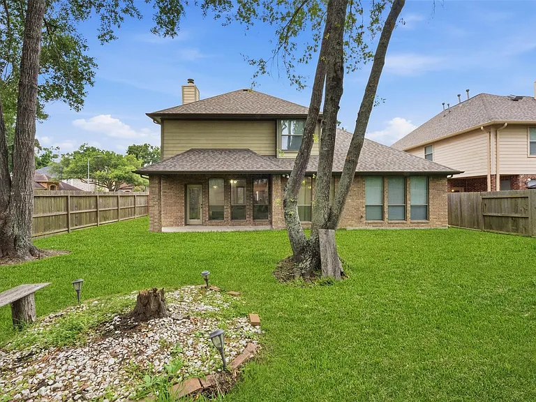 3331 Lost Maple Forest Ct — Photo 38
