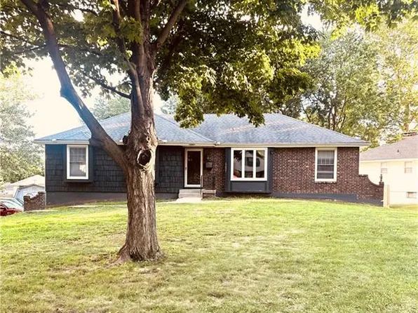 12621 E 41st Ter S, Independence, MO 64055