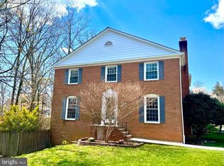 7075 Leestone St, Springfield, VA 22151