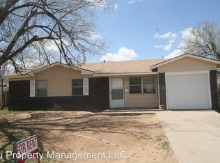 3121 Oak Dr, Amarillo, TX 79107