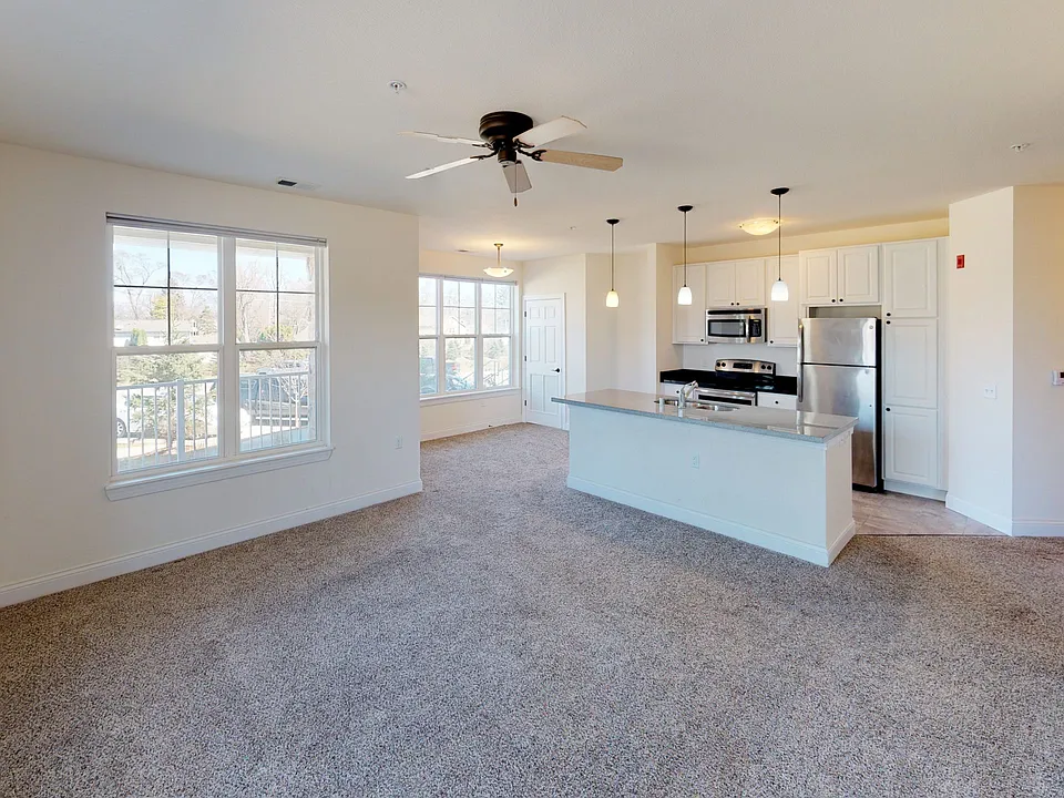 Delafield Woods Apartments