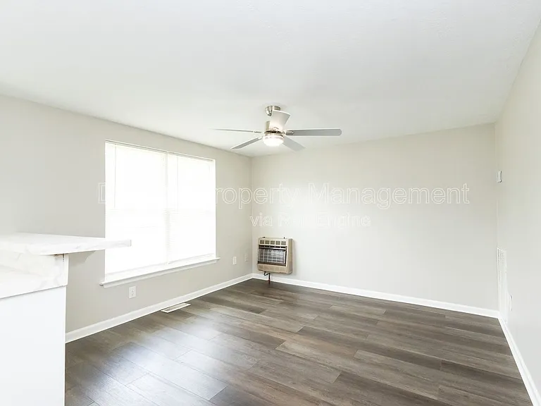 407 Hotwater Rd #A — Photo 2