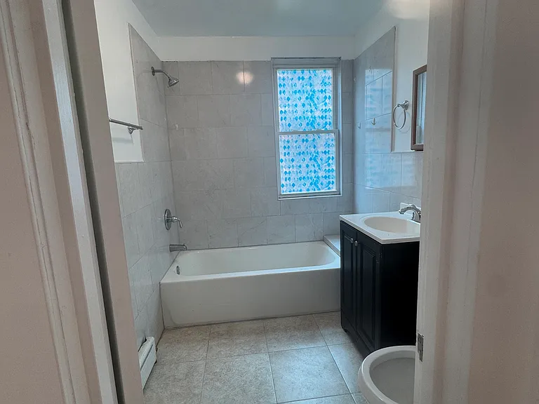 20 Coe St — Photo 9