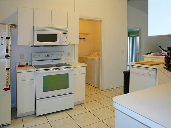 4th image of 1818 NE 1st St