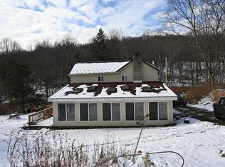 358 Barney Hollow Rd, Nicholson, PA 18446