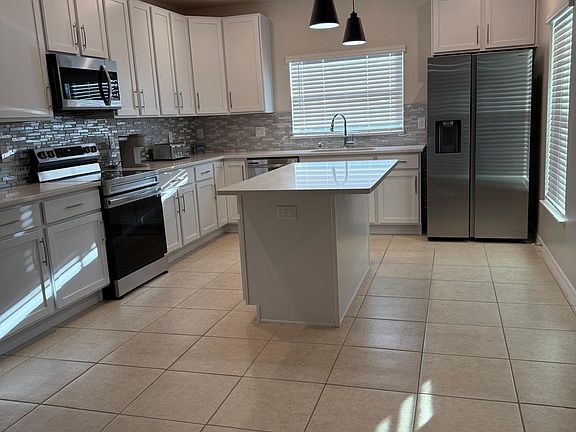 4th image of 4737 Coral Castle Dr