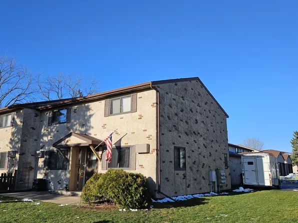 2529 Fond Du Lac Rd, Oshkosh, WI 54902