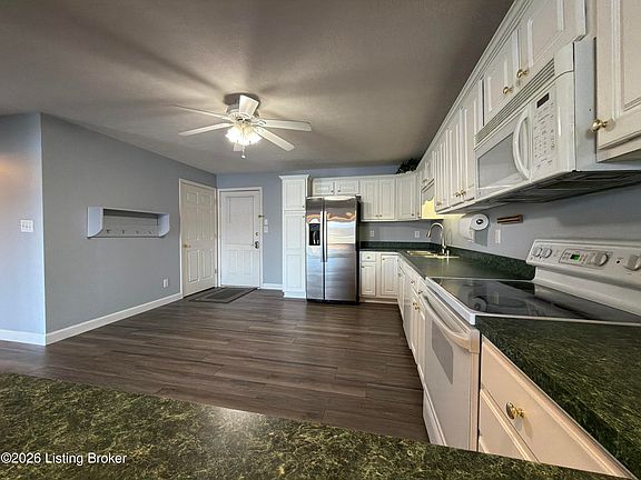 4th image of 122 Lookout Dr