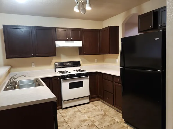 3854 Van Ess Ct, Las Cruces, NM 88012