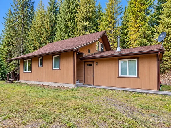 687 Big Cedar Rd, Kooskia, ID 83539