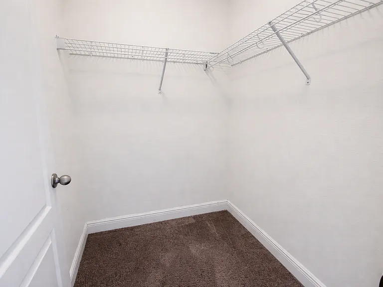 141 Kenny Blvd — Photo 8