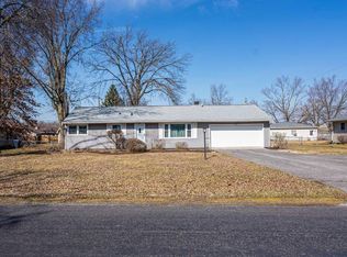 3916 Elmcrest Dr, Fort Wayne, IN 46809