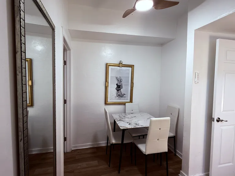 545 Michigan Ave #2 — Photo 7