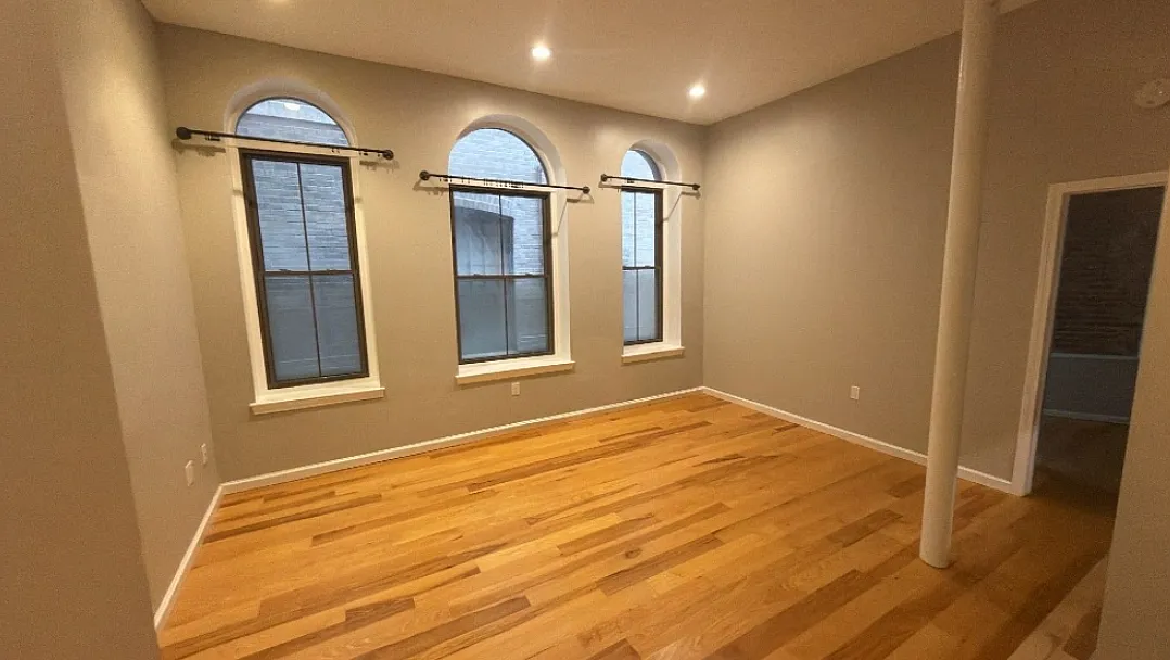 2 bed, 9999 sqft, $3,700 — Photo 1