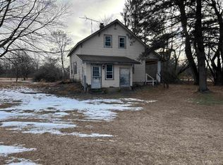 W7262 G Rd #18, Daggett, MI 49821