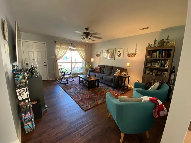 1622 Penrose St — Photo 5