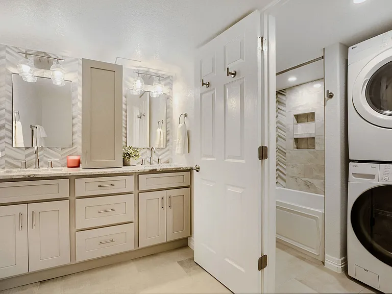 7725 E Byers Ave — Photo 8