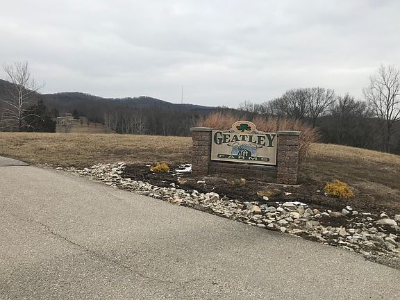 4th image of 5096 Squire Ln