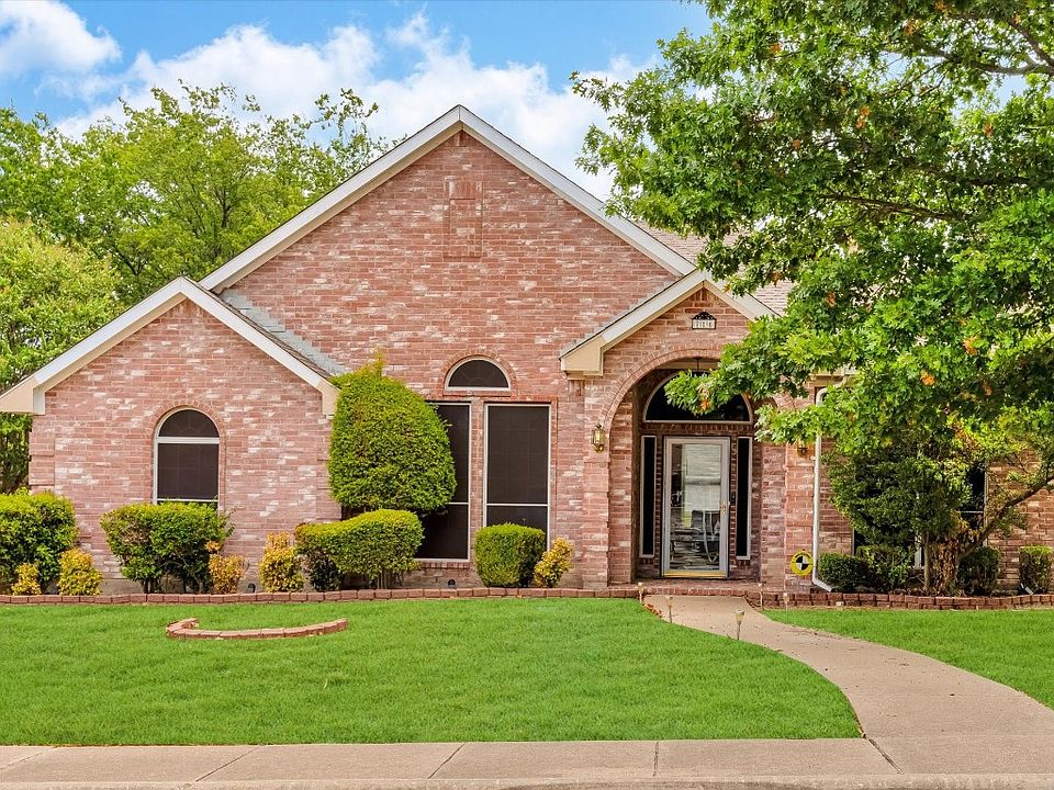 1st image of 716 Brees Dr