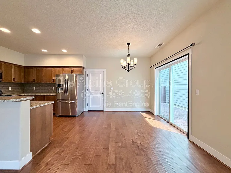 378 SW Mitchum Ter — Photo 7