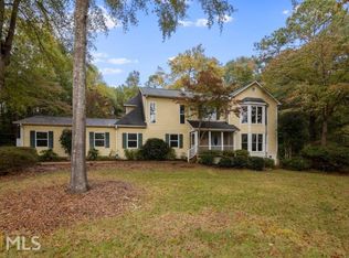 214 Village Dr, Lagrange, GA 30240