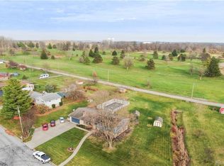 2050 Perkins Dr, Springfield, OH 45505