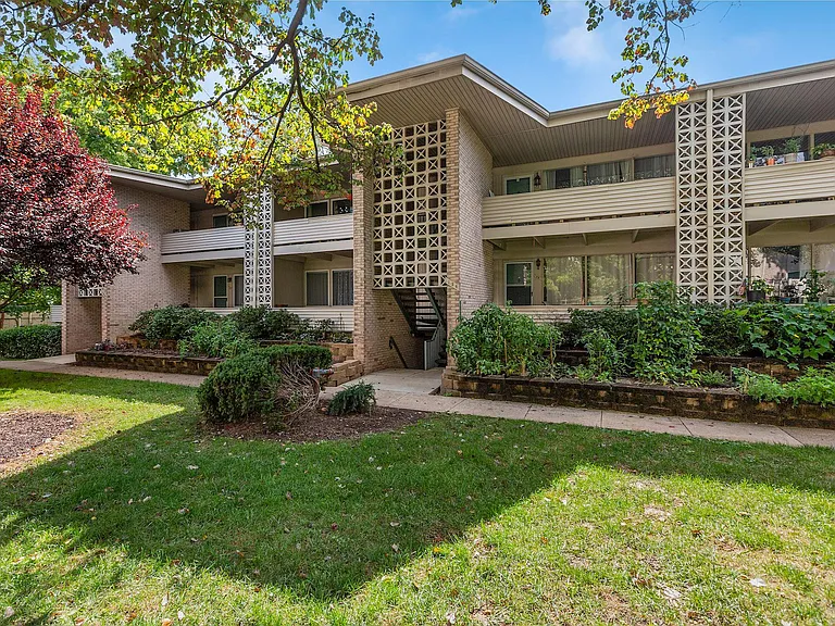 126 Haycock Rd #B-3 — Photo 30