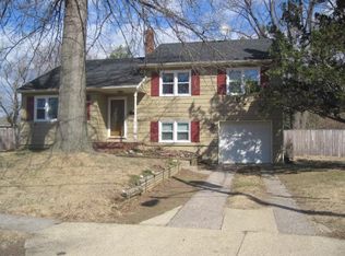 157 Hickory St, Mount Holly, NJ 08060