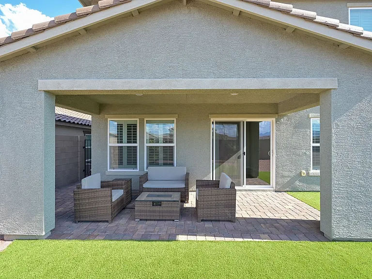 9792 Newcastle Spring Ave — Photo 46