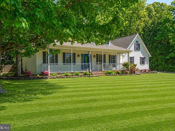 4th image of 21 Fairway Dr