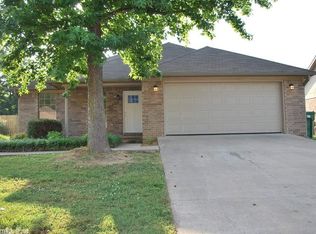 32 Thomas Cir, Greenbrier, AR 72058