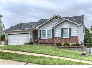 645 Silver Maple Dr, Fenton, MO 63026