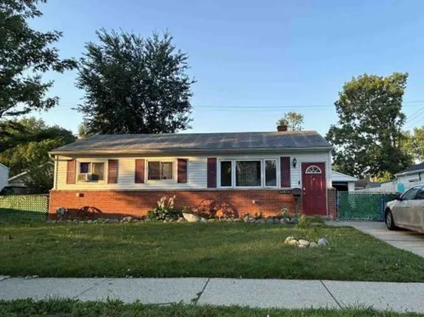 34579 John St, Wayne, MI 48184