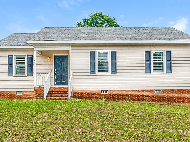808 Hepplewhite Ct — Photo 1