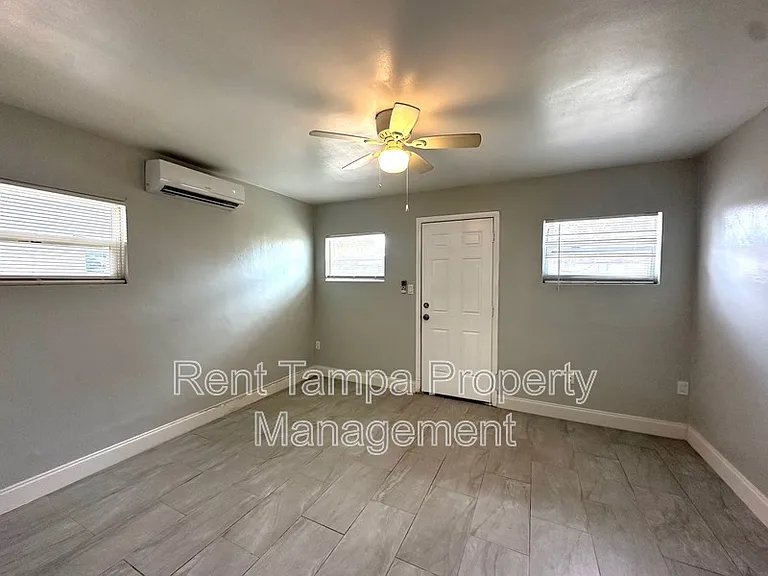 610-612 17th Ave S #610 — Photo 13