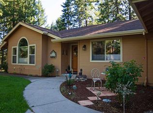 3407 Summit Dr, Mount Shasta, CA