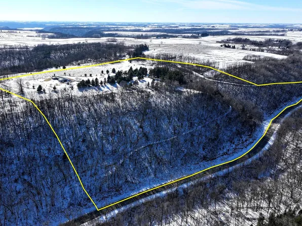 21555 699th St, Wabasha, MN 55981