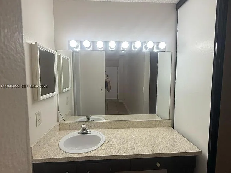 3439 Cocoplum Cir #3420 — Photo 6