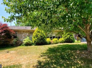 1261 William St, Hanover, PA 17331