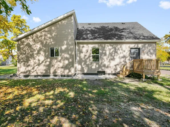 227 N Walnut St, South Bend, IN 46628