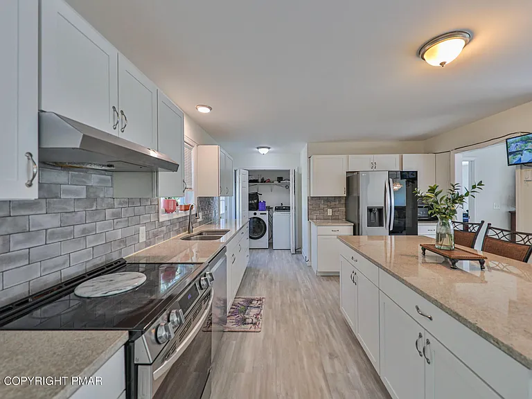125 Larch Dr — Photo 11